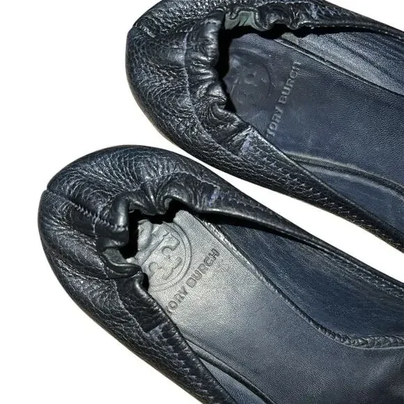 Tory Burch Reva Travel Tumbled Leather Medallion Logo Ballet Flats 7.5 - Picture 8 of 12
